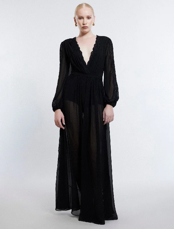 Nevaeh Long Sleeve Gown