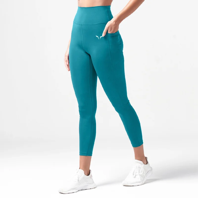 Essential Cropped Leggings 24