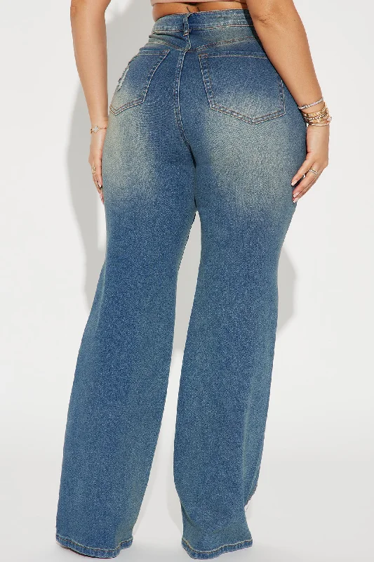 Gave My All Tinted Straight Leg Jeans - Medium Wash