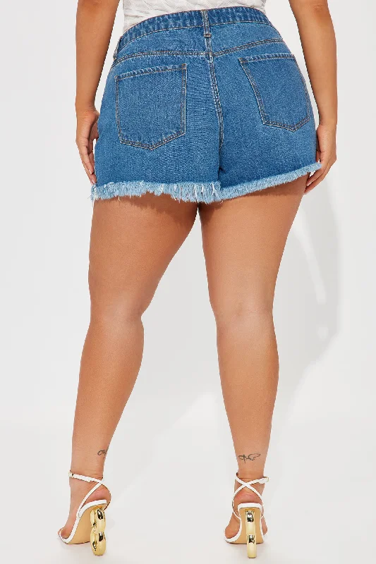 Gonna Love Me Distressed Shorts - Light Blue Wash