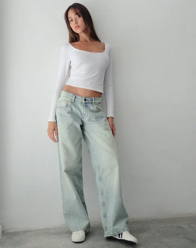 Roomy Extra Wide Low Rise Jeans in Super Bleached Wash