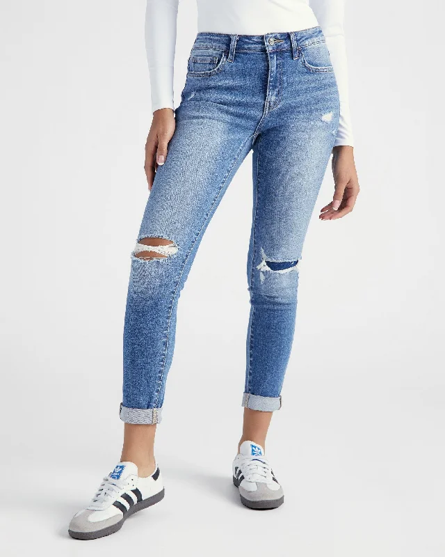 Distressed Crop Skinny